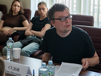 Доступность избирательных участков: шаг за шагом преодолевать преграды и убирать барьеры