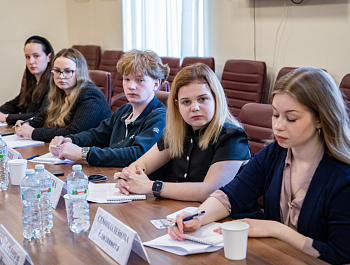 Новая жизнь Молодежного совета: Светлана Агапитова познакомилась с командой начинающих правозащитников