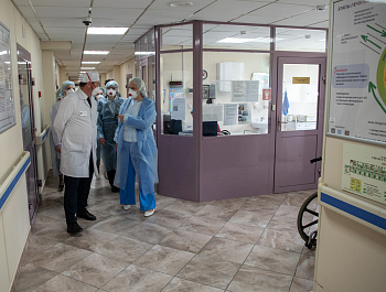 Городской противотуберкулезный диспансер № 1: «дистанционка», «запрещенка» и реорганизация фтизиатрической службы