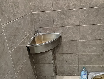 О сантехнике и не только: чем удивили отделы полиции Кировского и Фрунзенского районов?