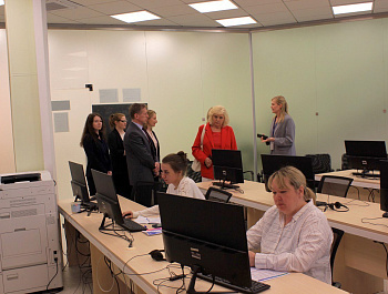 Взаимодействие Уполномоченного и Соцфонда: Отладка цифровой платформы, контакт-центр, урологические прокладки и не только