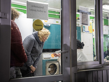 От ужина до душа: как работает один из лучших пунктов обогрева для бездомных