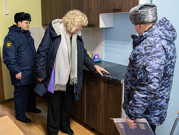 Прием в СИЗО № 5: дети, кредиты, разводы и прочие женские хлопоты