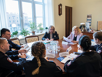 Системные проблемы районных изоляторов «с позиции человечности и реалистичности»