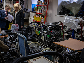 Народный дом «АВИП»: не хватает мужчин и… запчастей для инвалидных колясок