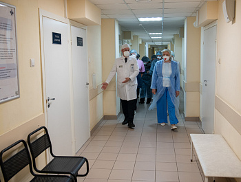 Городской противотуберкулезный диспансер № 1: «дистанционка», «запрещенка» и реорганизация фтизиатрической службы