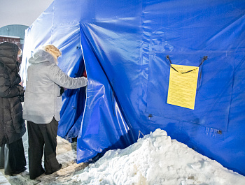 От ужина до душа: как работает один из лучших пунктов обогрева для бездомных