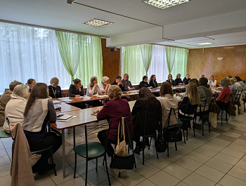 В Петербурге обсудили, как улучшить жизнь выпускников ДСО вне стен учреждения