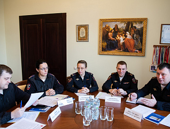 Системные проблемы районных изоляторов «с позиции человечности и реалистичности»