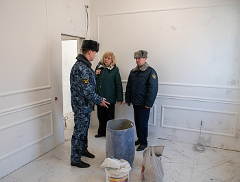 «Яблоневка», хоть и «строгая», но проблемы – общечеловеческие