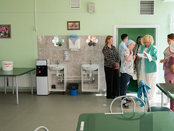 Прием в «Иверском»: коллективные проблемы «пятидневки» и другие частные вопросы