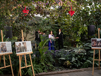 «Любовь может все»: Светлана Агапитова – о романтических историях особенных семей в Таврическом саду