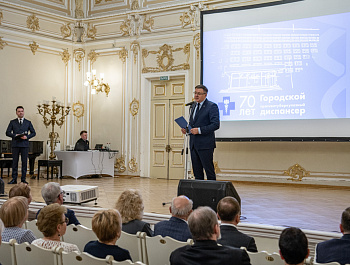 Добрый ангел против «белой смерти»: Уполномоченный поздравила фтизиатров с 70-летием