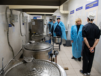 Прием в Колонии-поселении № 8: от принудительных работ и УДО до нормативного пробела с трудовыми мигрантами