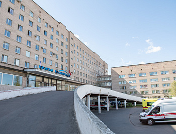 Городская больница № 26: реабилитация без противопоказаний и коридоры, которые лечат