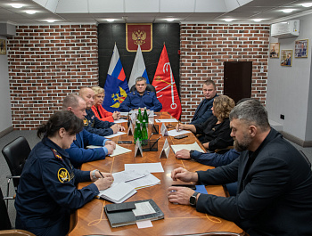 «Спящая» проблема цифровизации и живые жалобы: что обсуждали за решеткой в «Крестах»