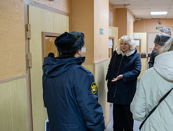 Прием в СИЗО № 5: дети, кредиты, разводы и прочие женские хлопоты