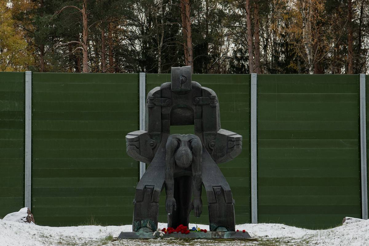 «Хотелось бы всех поименно назвать…»: В Петербурге вспоминают жертв репрессий