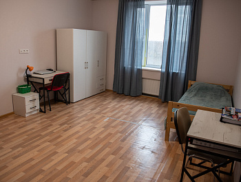 Сопровождение в апельсиновых тонах: «Мы здесь превращаемся в обычных людей»