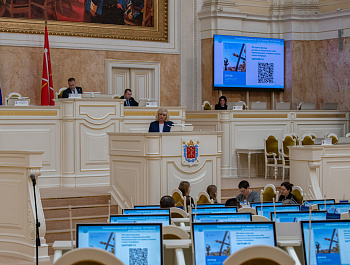 Светлана Агапитова представила петербургским парламентариям ежегодный доклад Уполномоченного 