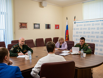 «Награда должна найти своего героя»: совместный прием Уполномоченного и военной прокуратуры