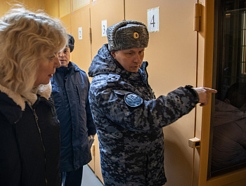 Прием в СИЗО № 5: дети, кредиты, разводы и прочие женские хлопоты