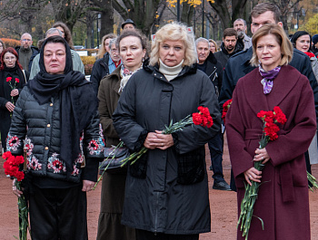 Чтобы ни одно имя не исчезло: Петербург вспоминает жертв политических репрессий