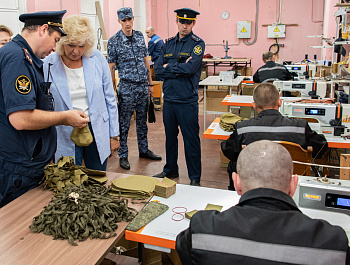 Прием в ИК №5: труд во благо, медицина поневоле и граждане несуществующей страны