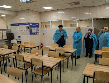 Прием в Колонии-поселении № 8: от принудительных работ и УДО до нормативного пробела с трудовыми мигрантами